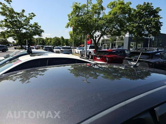 2012 Toyota Yaris LE Hatchback - miniatura 12