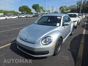 2012 Volkswagen Beetle 2.5L Hatchback