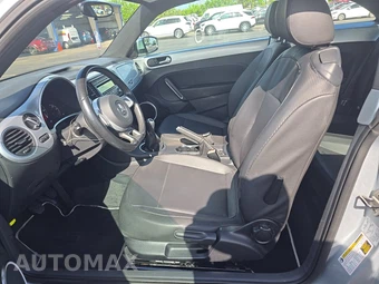 2012 Volkswagen Beetle 2.5L Hatchback – miniatura 7