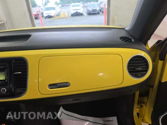 2012 Volkswagen Beetle 2.5L Hatchback – miniatura 19