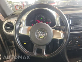 2012 Volkswagen Beetle 2.5L Hatchback – miniatura 10