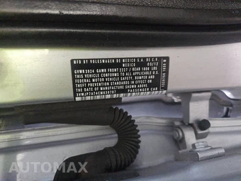 2012 Volkswagen Beetle 2.5L Hatchback – miniatura 14