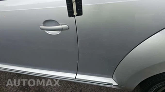 2012 Volkswagen Beetle 2.5L Hatchback – miniatura 30
