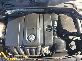 2012 Volkswagen Beetle 2.5L Hatchback – miniatura 15