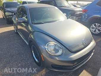 2012 Volkswagen Beetle 2.5L Hatchback – miniatura 3