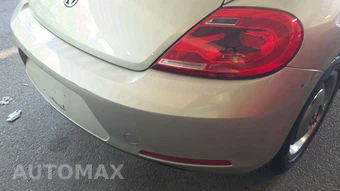 2012 Volkswagen Beetle 2.5L Hatchback w/Sound & Navigation - miniatura 22