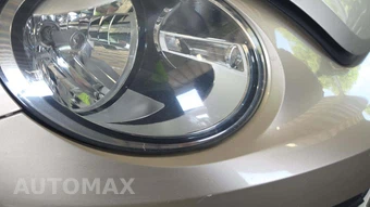 2012 Volkswagen Beetle 2.5L Hatchback w/Sound & Navigation - miniatura 26