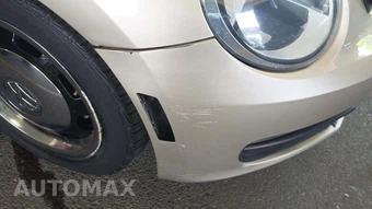 2012 Volkswagen Beetle 2.5L Hatchback w/Sound & Navigation - miniatura 28
