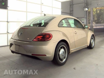 2012 Volkswagen Beetle 2.5L Hatchback w/Sound & Navigation - miniatura 4