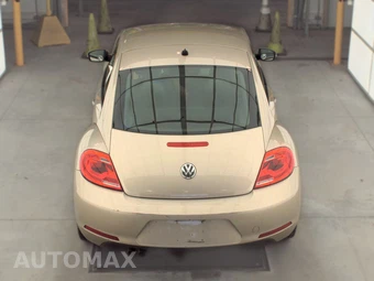2012 Volkswagen Beetle 2.5L Hatchback w/Sound & Navigation - miniatura 5
