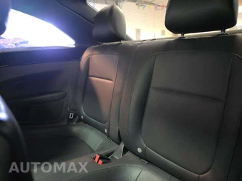 2012 Volkswagen Beetle 2.5L Hatchback w/Sunroof - miniatura 13