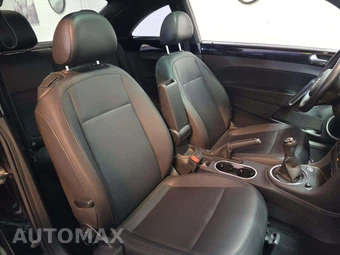 2012 Volkswagen Beetle 2.5L Hatchback w/Sunroof - miniatura 18