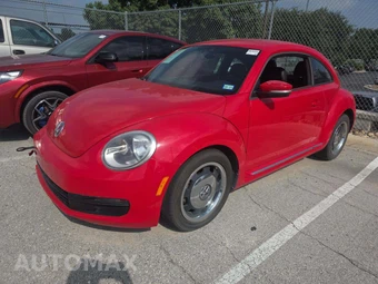 2012 Volkswagen Beetle 2.5L Hatchback w/Sunroof