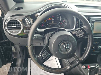 2012 Volkswagen Beetle 2.5L Hatchback w/Sunroof - miniatura 10