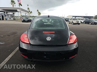 2012 Volkswagen Beetle 2.5L Hatchback w/Sunroof - miniatura 5