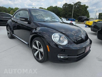 2012 Volkswagen Beetle Turbo Hatchback w/Sunroof & Sound - miniatura 4