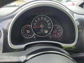 2012 Volkswagen Beetle Turbo Hatchback w/Sunroof & Sound - miniatura 9