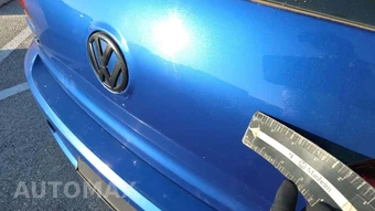 2012 Volkswagen Golf R w/Sunroof & Navigation - miniatura 88