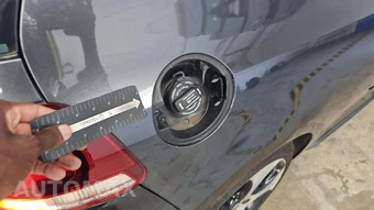 2012 Volkswagen GTI w/Sunroof & Navigation - miniatura 27