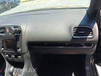 2012 Volkswagen GTI w/Sunroof & Navigation - miniatura 16