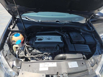 2012 Volkswagen GTI w/Sunroof & Navigation - miniatura 22