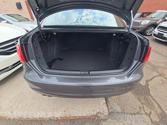 2012 Volkswagen Jetta S Sedan - miniatura 14