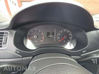2012 Volkswagen Jetta S Sedan - miniatura 9