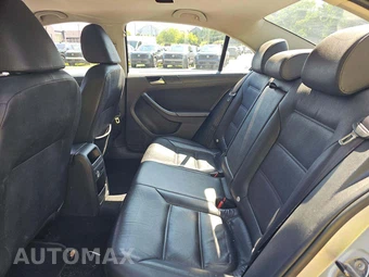 2012 Volkswagen Jetta SE Sedan – miniatura 13