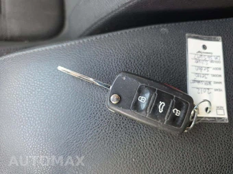 2012 Volkswagen Jetta SE Sedan – miniatura 8