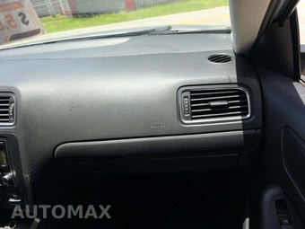 2012 Volkswagen Jetta SE Sedan – miniatura 19