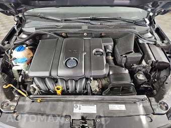 2012 Volkswagen Jetta SE Sedan w/Convenience – miniatura 15