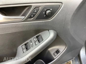 2012 Volkswagen Jetta SE Sedan w/Convenience & Sunroof - miniatura 11