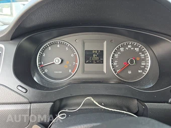 2012 Volkswagen Jetta SE Sedan w/Convenience & Sunroof - miniatura 12
