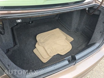 2012 Volkswagen Jetta SE Sedan w/Convenience & Sunroof - miniatura 16