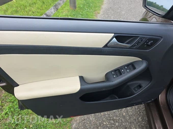 2012 Volkswagen Jetta SE Sedan w/Convenience & Sunroof - miniatura 9
