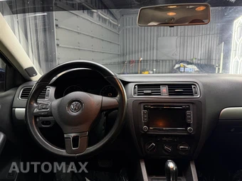 2012 Volkswagen Jetta TDI Sedan w/Premium - miniatura 12