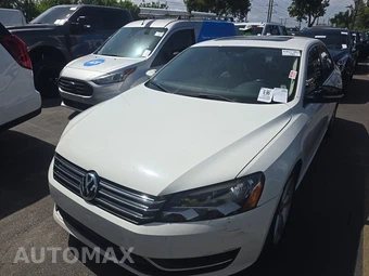 2012 Volkswagen Passat 2.5L SE w/Sunroof