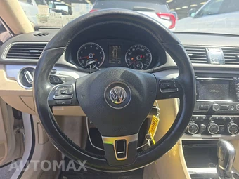 2012 Volkswagen Passat 2.5L SE w/Sunroof - miniatura 10
