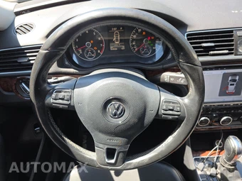 2012 Volkswagen Passat 2.5L SEL - miniatura 10