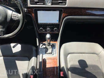 2012 Volkswagen Passat 2.5L SEL - miniatura 11
