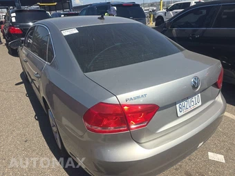 2012 Volkswagen Passat TDI SE w/Sunroof - miniatura 6