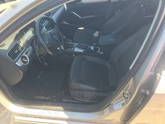 2012 Volkswagen Passat TDI SE w/Sunroof - miniatura 7