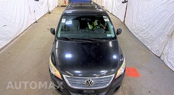 2012 Volkswagen Routan SE 121.2" WB – miniatura 2