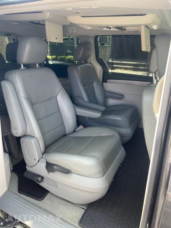2012 Volkswagen Routan SEL w/RSE & Navigation 121.2" WB - miniatura 16