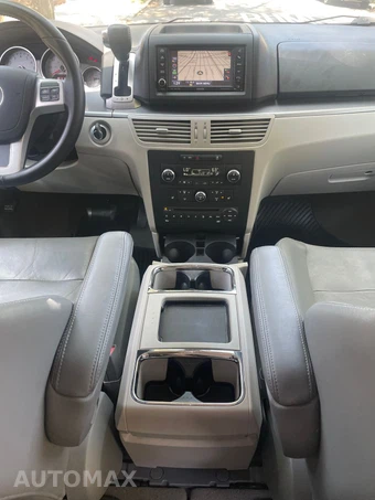 2012 Volkswagen Routan SEL w/RSE & Navigation 121.2" WB - miniatura 19
