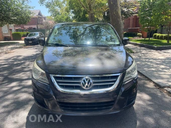 2012 Volkswagen Routan SEL w/RSE & Navigation 121.2" WB - miniatura 4