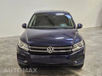 2012 Volkswagen Tiguan LE - miniatura 12