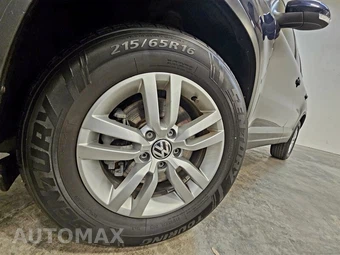 2012 Volkswagen Tiguan LE - miniatura 14