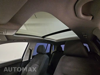 2012 Volkswagen Tiguan LE - miniatura 28