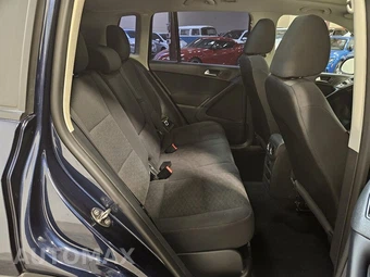 2012 Volkswagen Tiguan LE - miniatura 32